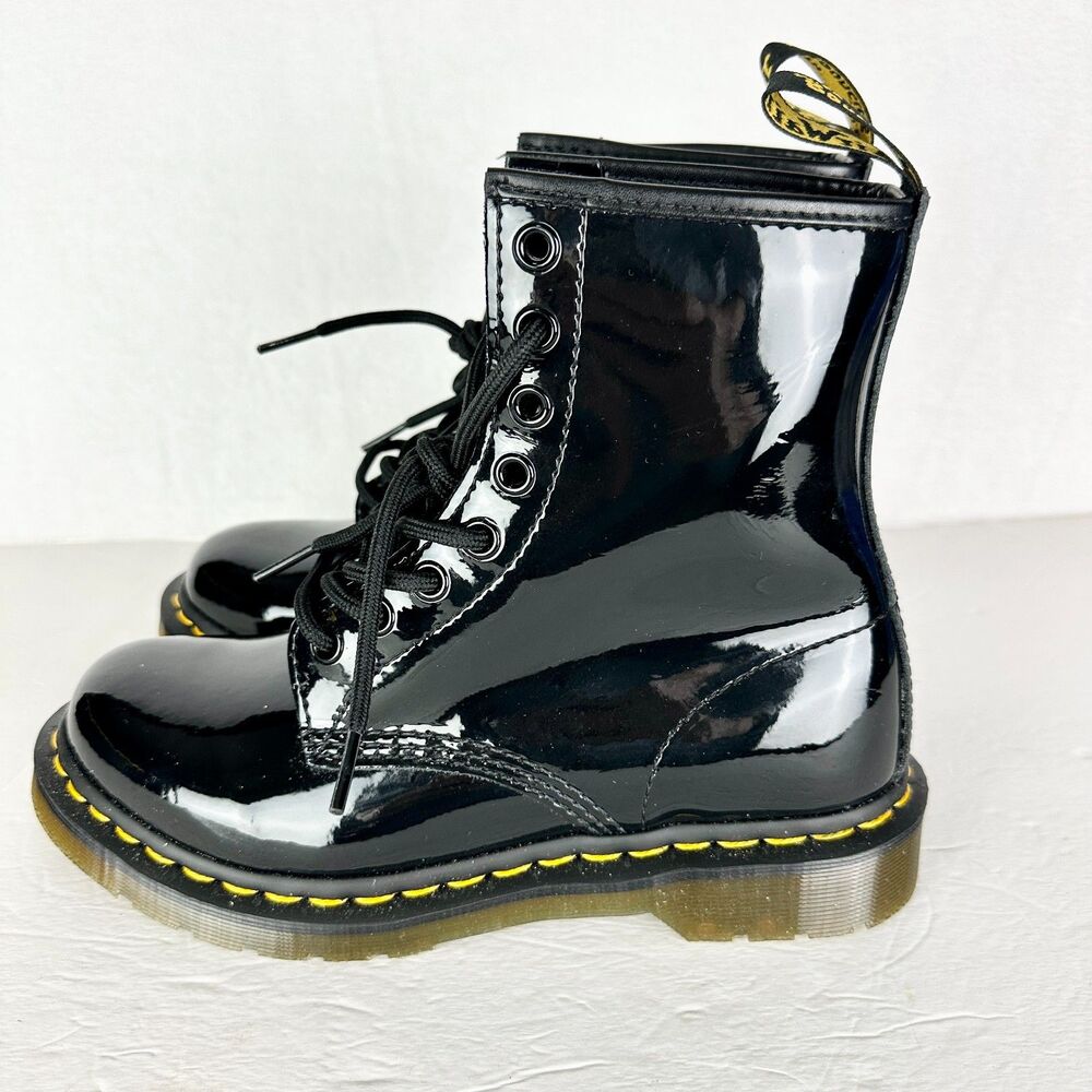 Dr Martens Women's 1460 Patent Leather Lace Up Boots Size 7 NWOB Black